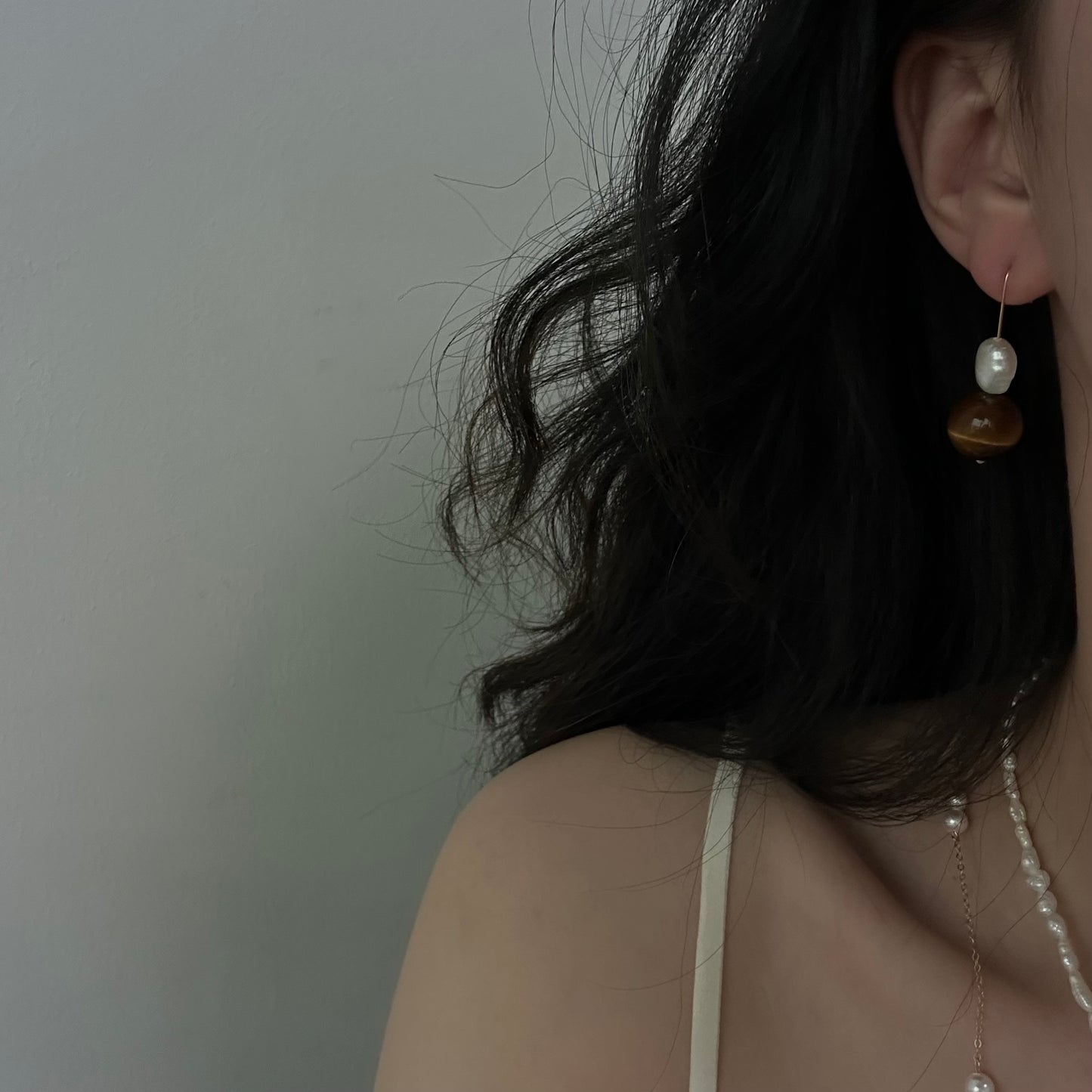 'Gloria' Pearl Earrings - Gold/Amber