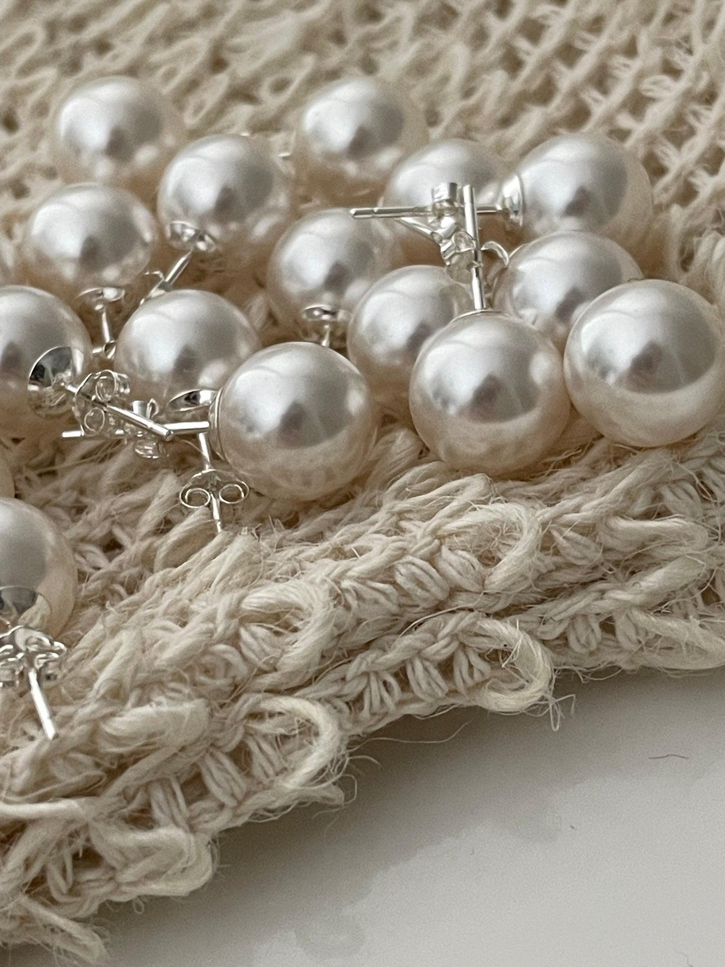 Pure Collection - single Pearl Earrings