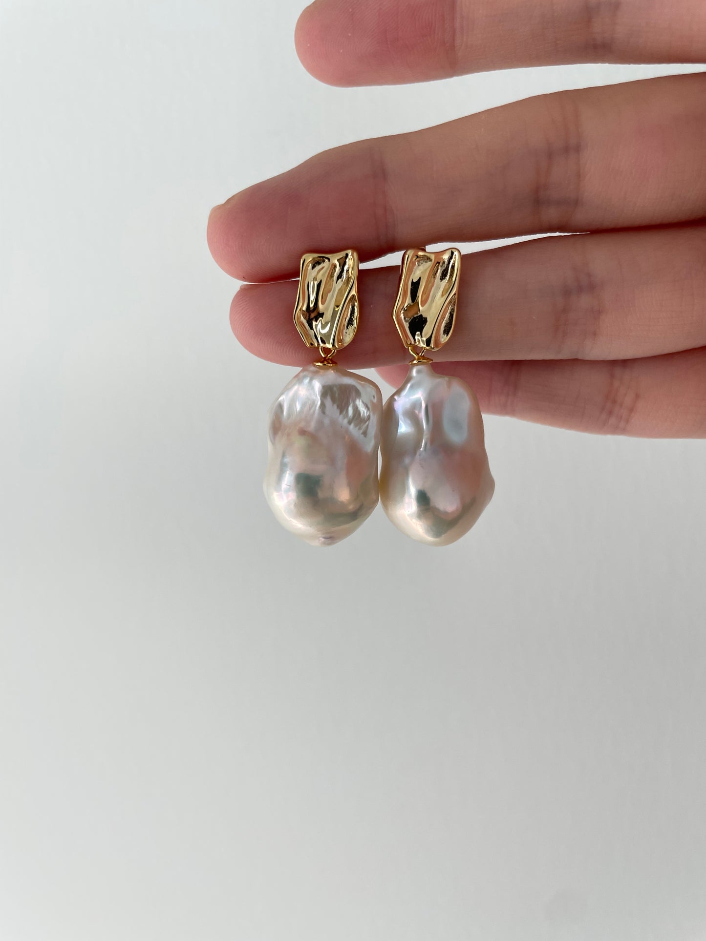 Baroque Earrings with Golded Part